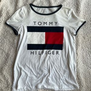 tommy hilfiger tee